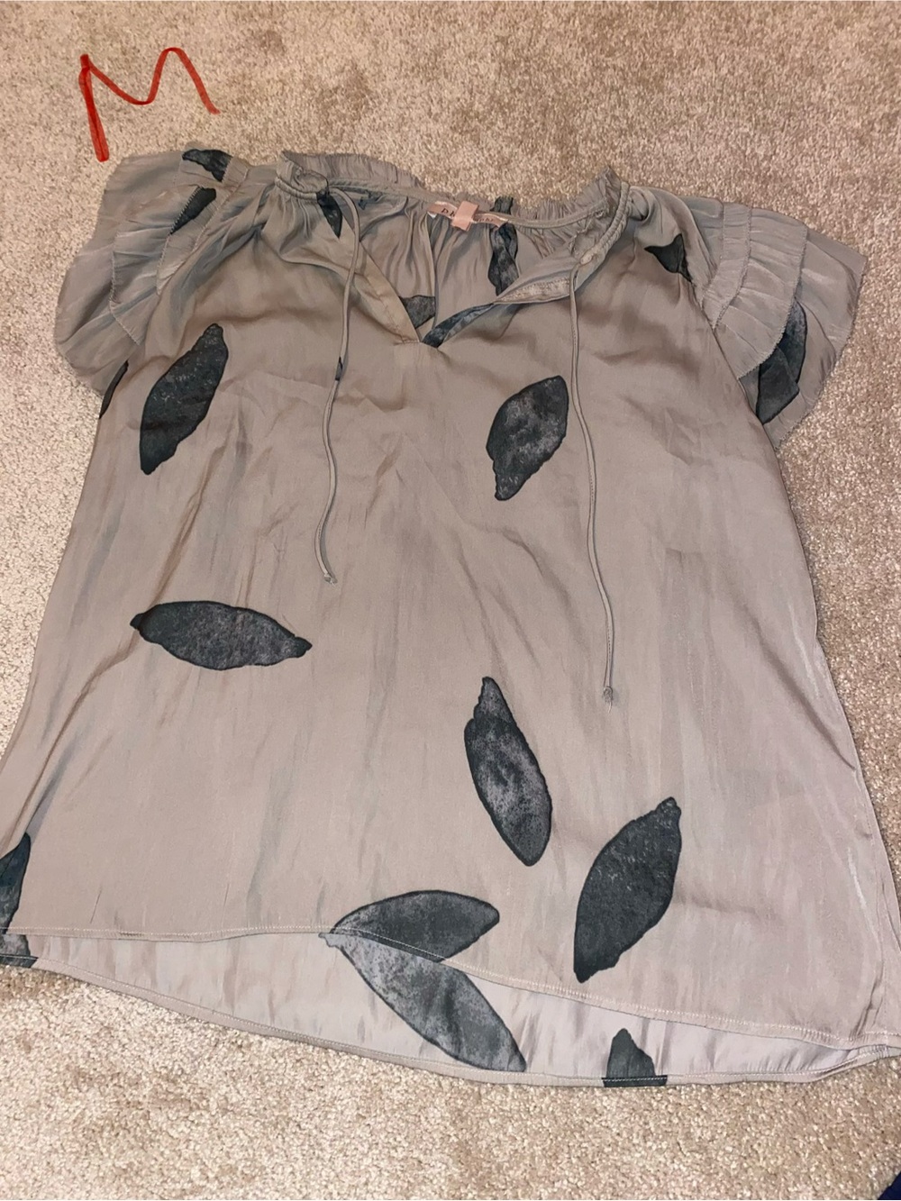 Women’s Light Gray Leaf-Print Blouse — Brand Unspecified